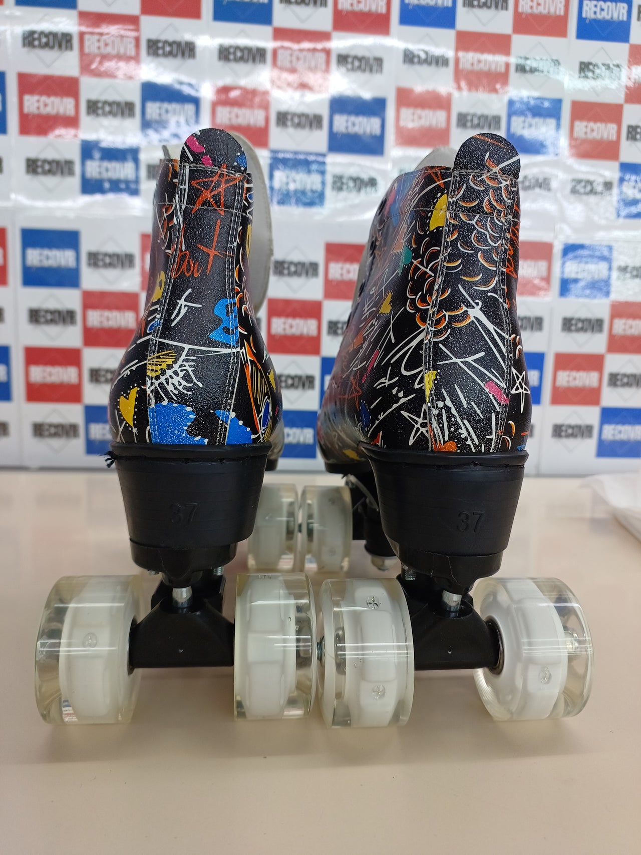 Patines LED 4 ruedas talla 37 graffiti mujer/hombre