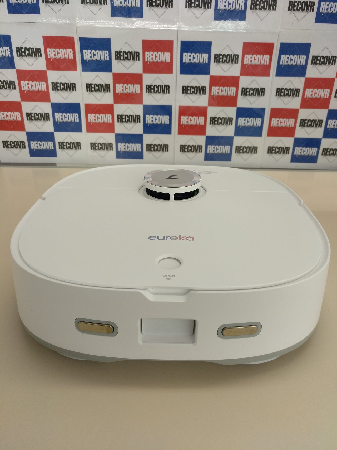 EUREKA J12 Ultra Robot Aspirador y Fregasuelos,Vaciado Automático/Lavado Automático/Secado Automático Robot Aspirador Autovaciado,AI 3D Obstáculos Navegación LiDAR,5000Pa,180min Batería,WiFi/App