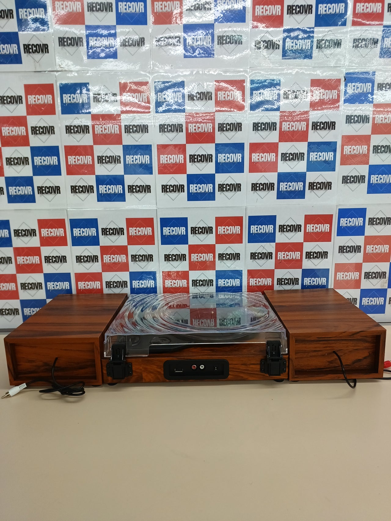 Tocadiscos Vintage Bluetooth 5.3 | 3 Velocidades Udreamer
