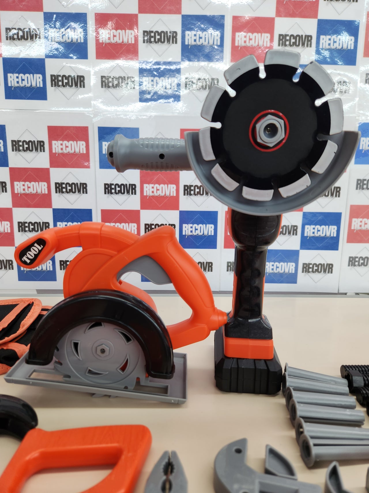 Set de herramientas Hyrenee con cinturón infantil.