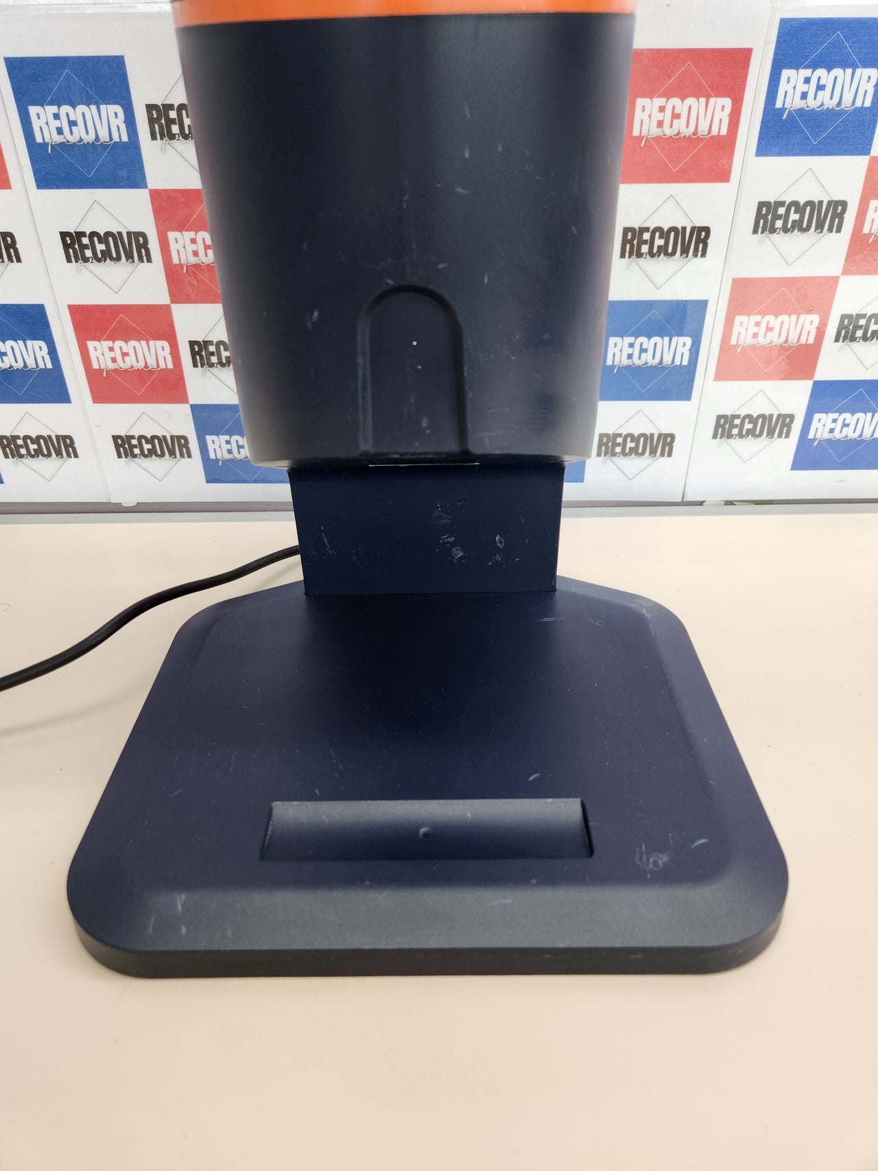 Aspiradora sin cable 30KPa autovaciado Ultenic