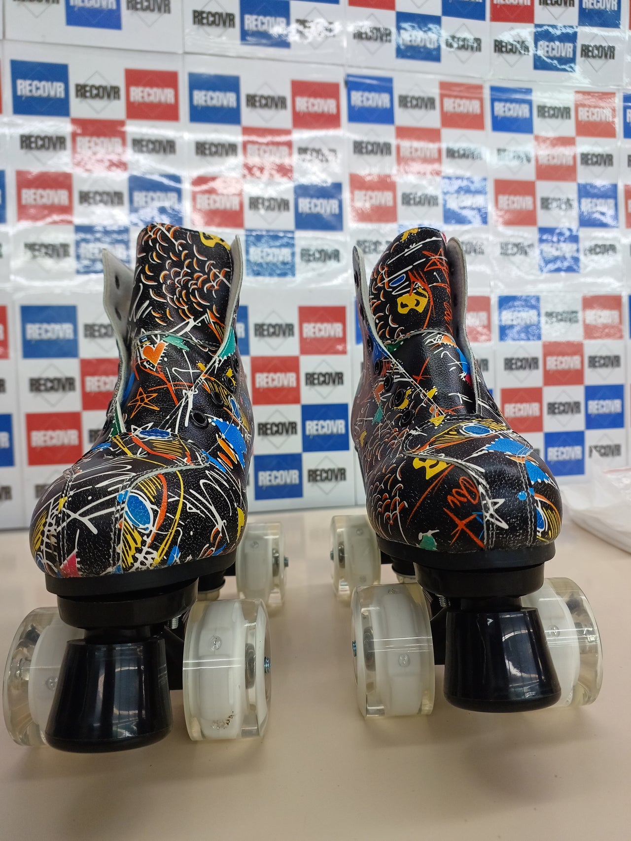 Patines LED 4 ruedas talla 37 graffiti mujer/hombre