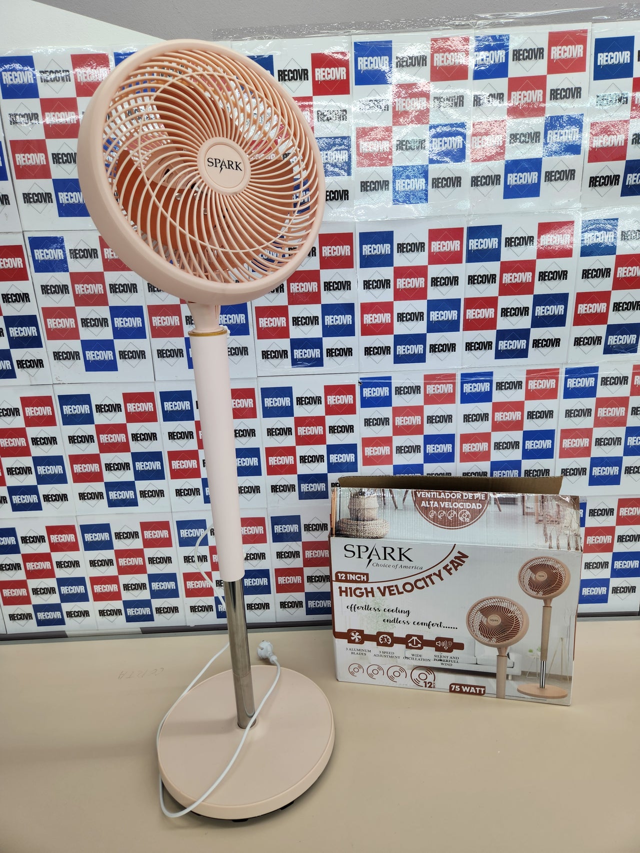 Ventilador Spark 12" 75W 3 aspas oscilante silencioso S-12SE/S1
