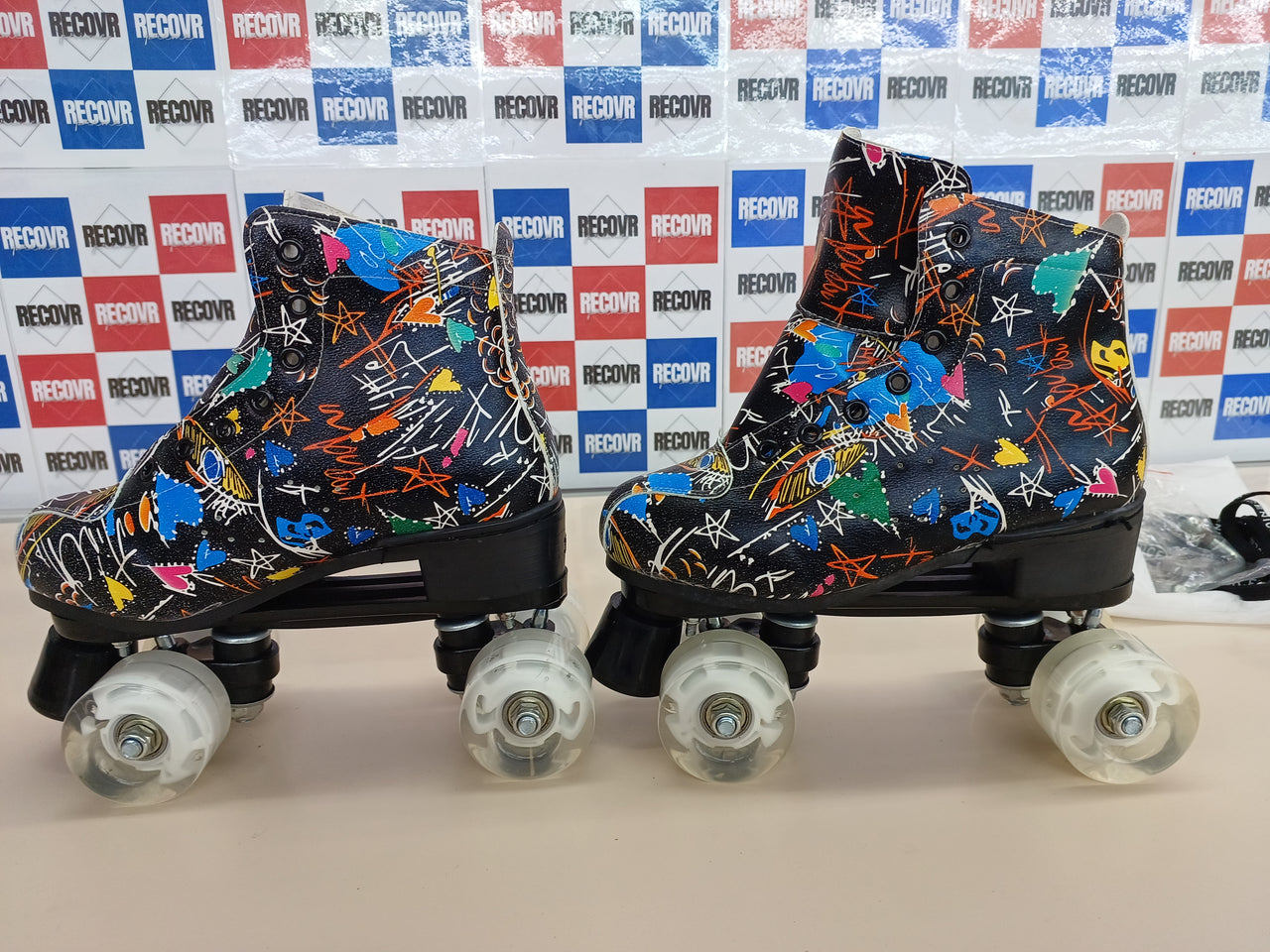 Patines LED 4 ruedas talla 37 graffiti mujer/hombre