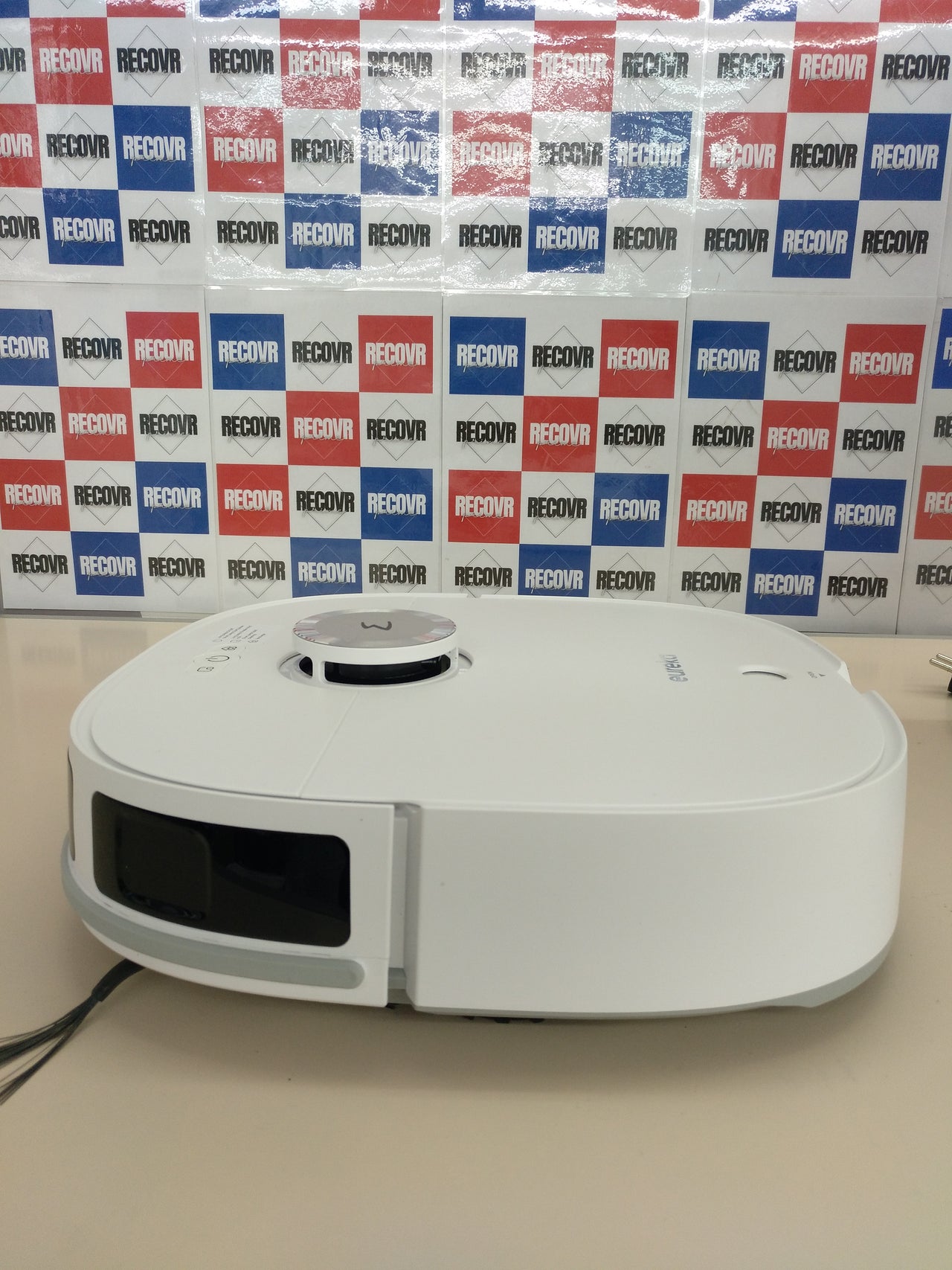 EUREKA J12 Ultra Robot Aspirador y Fregasuelos,Vaciado Automático/Lavado Automático/Secado Automático Robot Aspirador Autovaciado,AI 3D Obstáculos Navegación LiDAR,5000Pa,180min Batería,WiFi/App