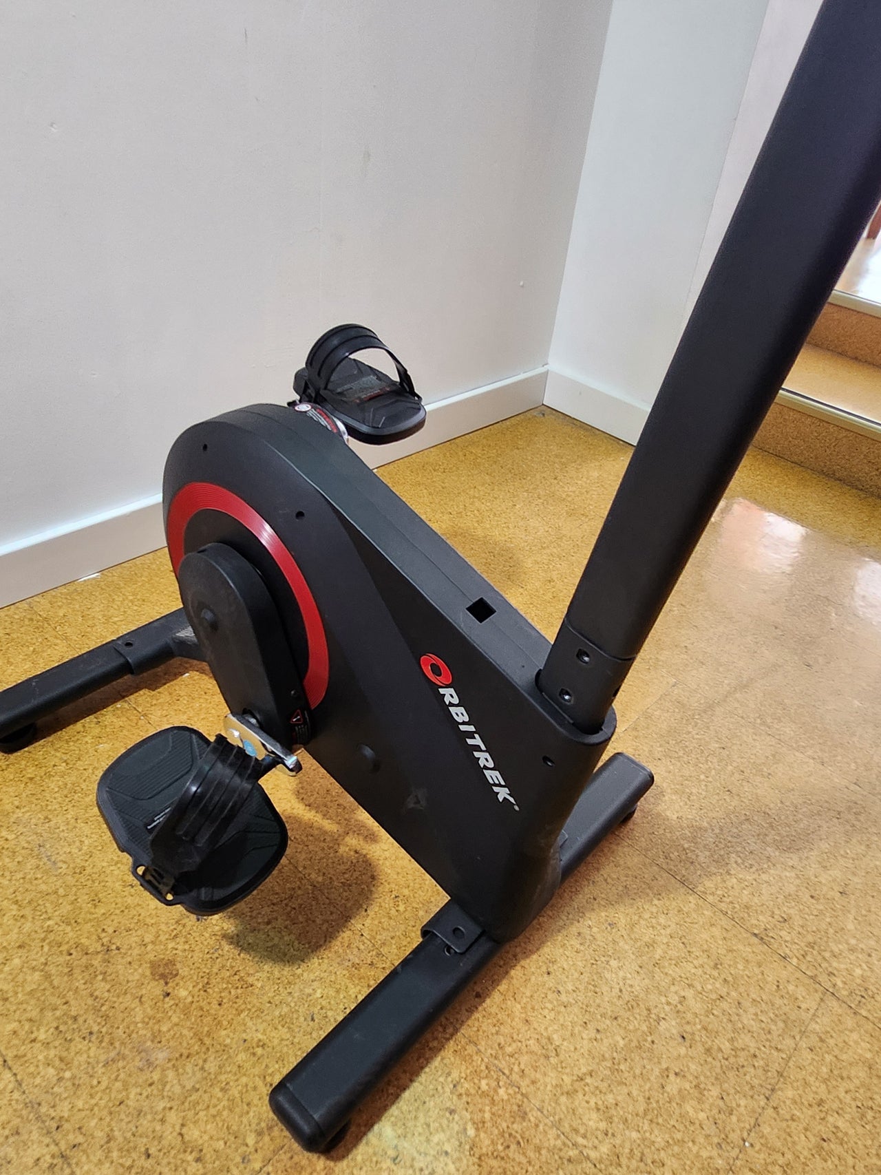 Bicicleta elíptica, dispositivo de fitness y entrenamiento en casa – bicicleta elíptica ORBITREK X17 –