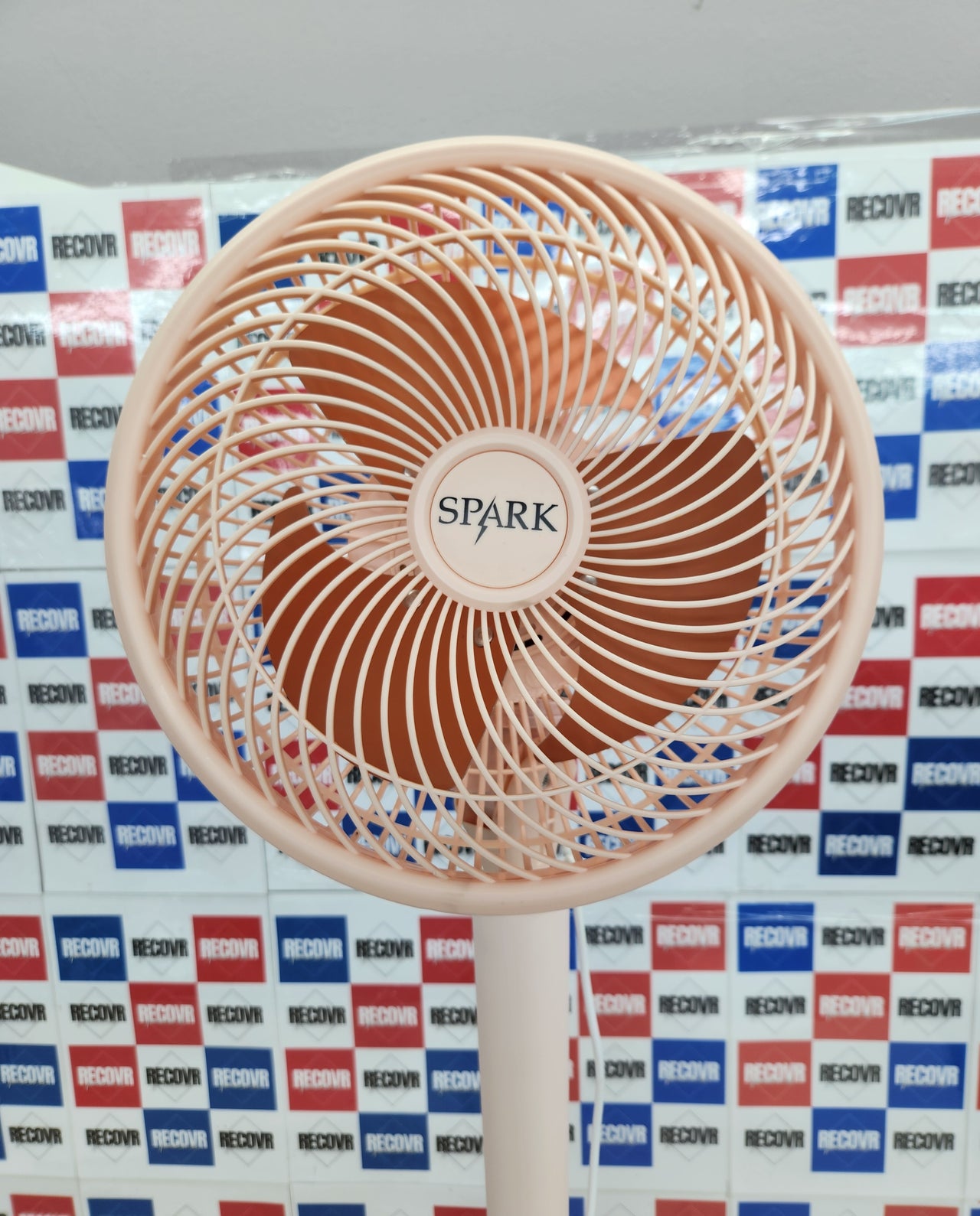 Ventilador Spark 12" 75W 3 aspas oscilante silencioso S-12SE/S1