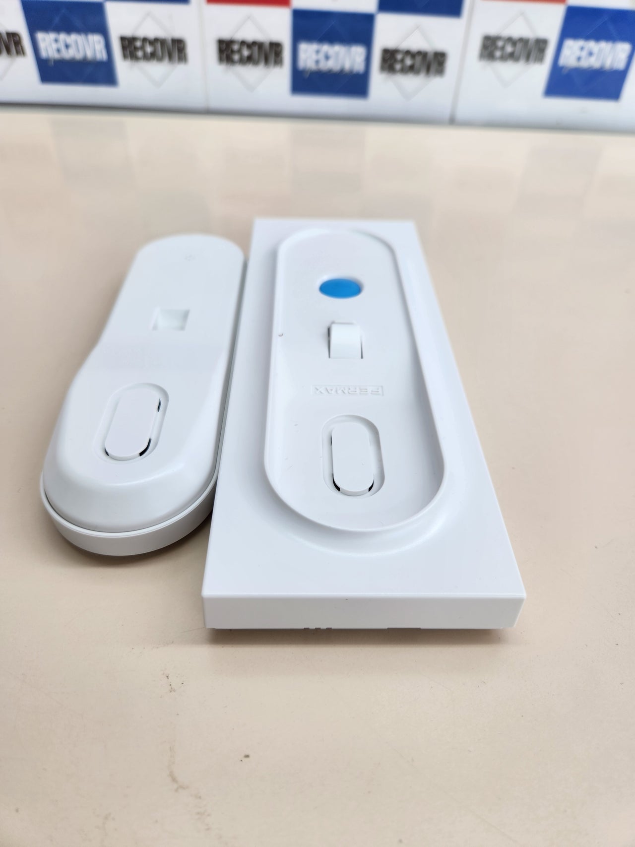 Teléfono Fermax VEO 4+N Universal