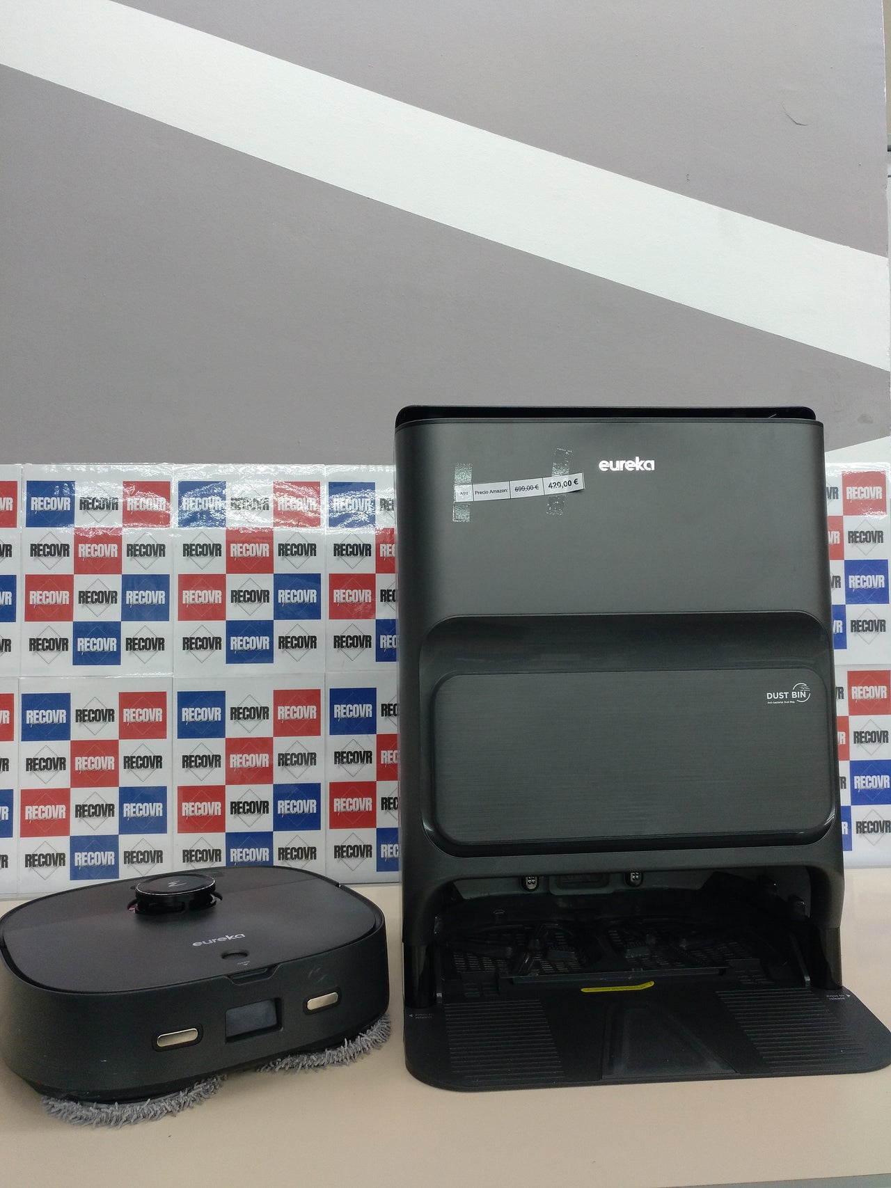 EUREKA J12 Ultra Robot Aspirador y Fregasuelos,Vaciado Automático/Lavado Automático/Secado Automático Robot Aspirador Autovaciado,AI 3D Obstáculos Navegación LiDAR,5000Pa,180min Batería,WiFi/App