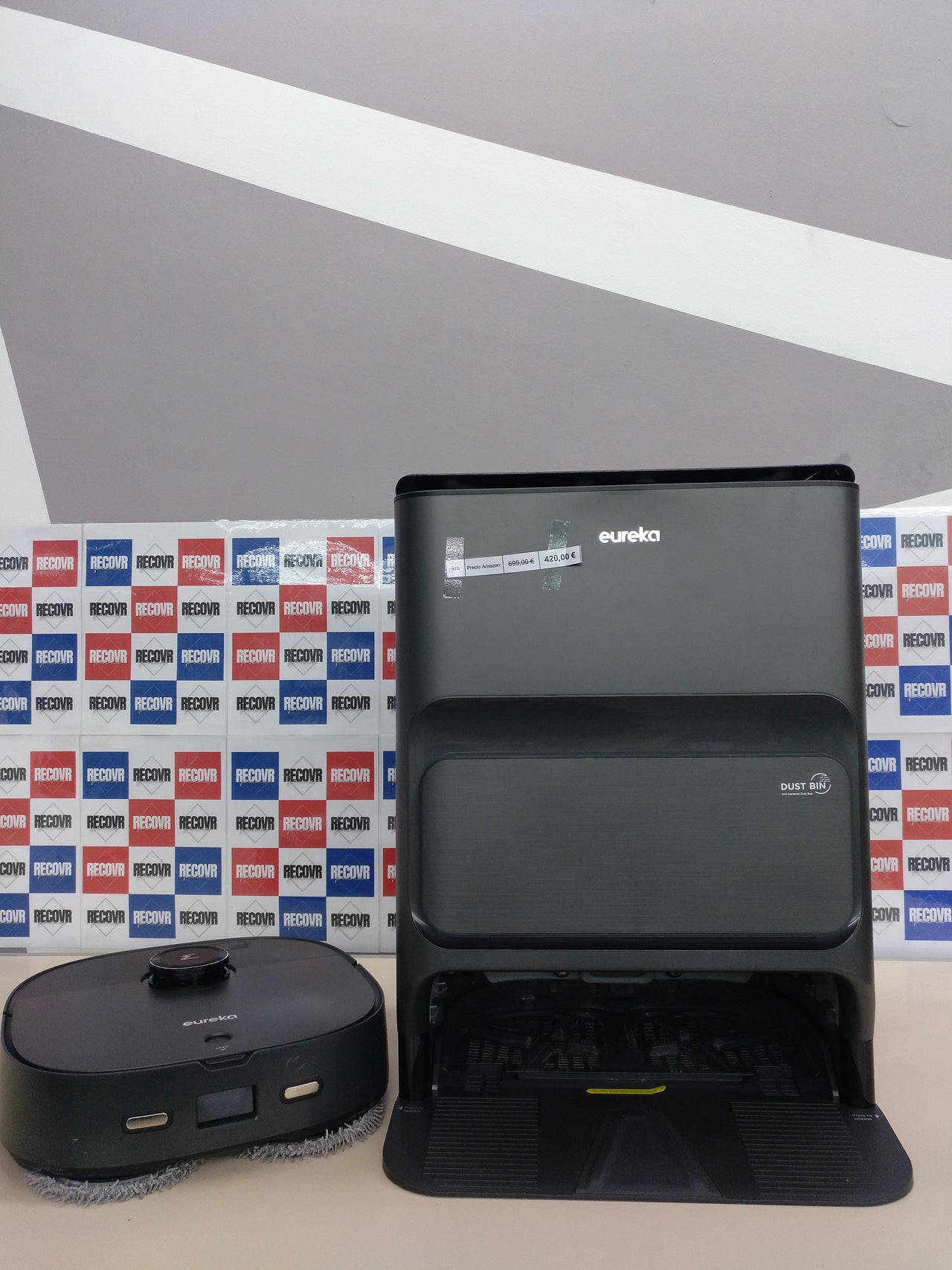 EUREKA J12 Ultra Robot Aspirador y Fregasuelos,Vaciado Automático/Lavado Automático/Secado Automático Robot Aspirador Autovaciado,AI 3D Obstáculos Navegación LiDAR,5000Pa,180min Batería,WiFi/App