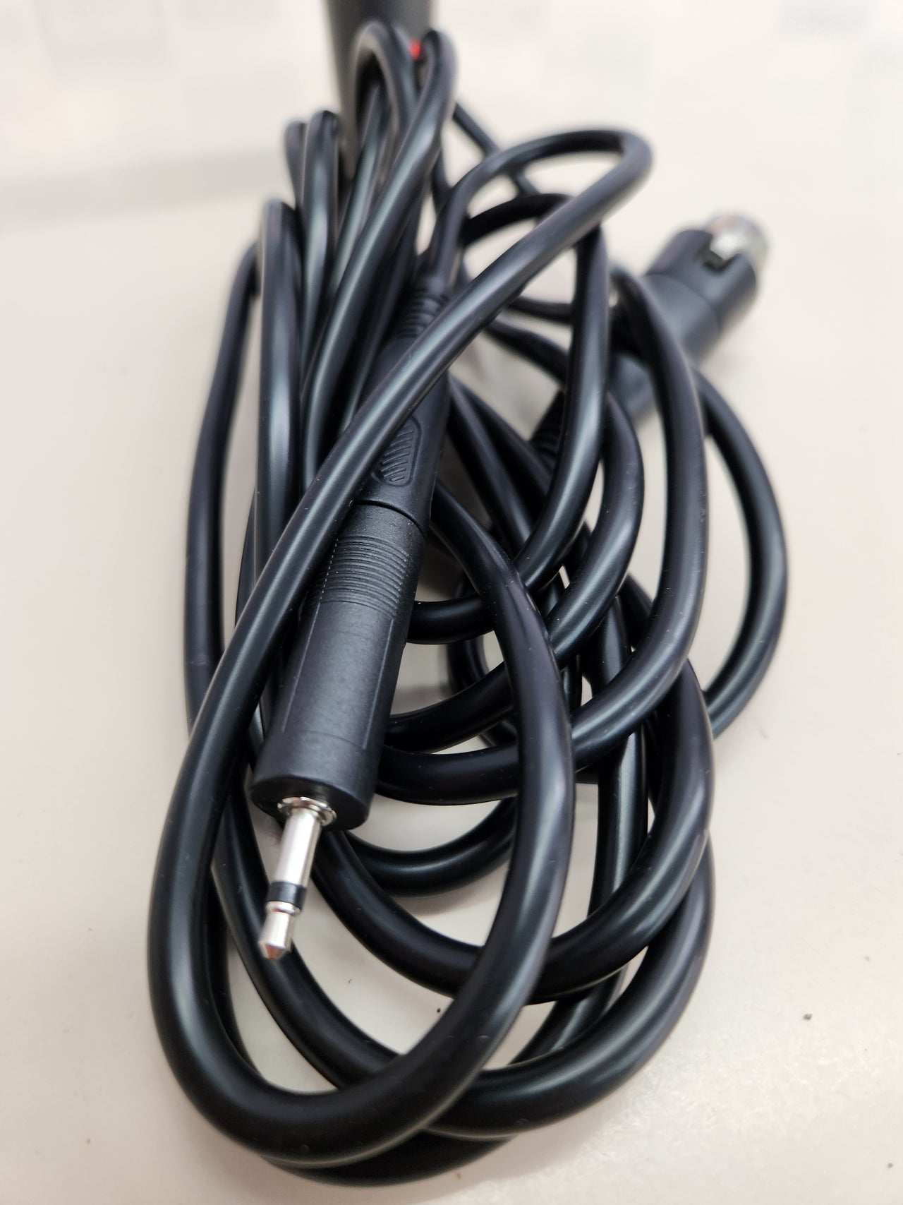 Micrófono PBM 100 con cable, JBL