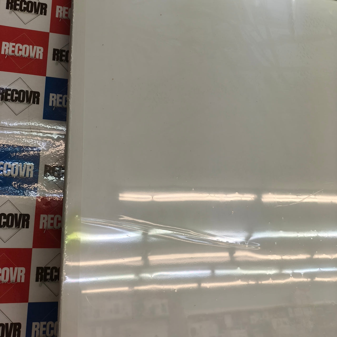Amazon Basics: pizarra blanca magnética con marco de aluminio, 120 x 90 cm