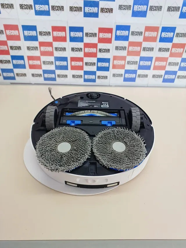 ECOVACS Robot aspirador omnidireccional DEEBOT T30 PRO con función de fregado, con mopa TrueEdge, cepillo que no se enreda, succión de 11.000 PA con agua caliente y lavado inteligente