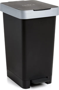 Tatay Cubo de Basura Cocina con Pedal Smart 25L | Diseño Compacto y Funcional | Uso Interior y Exterior | Compatible con Bolsas de 30L | Plástico Resistente Libre de BPA | 26x36x47cm, Negro