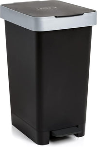Tatay Cubo de Basura Cocina con Pedal Smart 25L | Diseño Compacto y Funcional | Uso Interior y Exterior | Compatible con Bolsas de 30L | Plástico Resistente Libre de BPA | 26x36x47cm, Negro