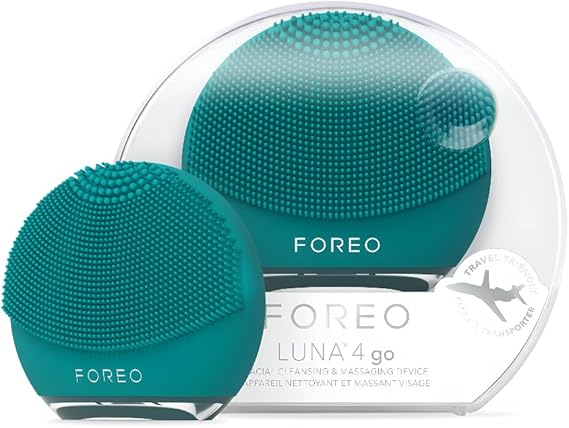 FOREO LUNA 4 go Cepillo de limpieza y masajeador facial - Mejora la absorción de los productos - Cuidado simple - Para todo tipo de pieles - Evergreen