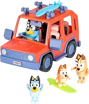 Bluey Pack del Todoterreno Familiar de los Heeler y 4 Figuras, Figuras de 6,3 cm, 2 Tablas de Surf y Pegatinas