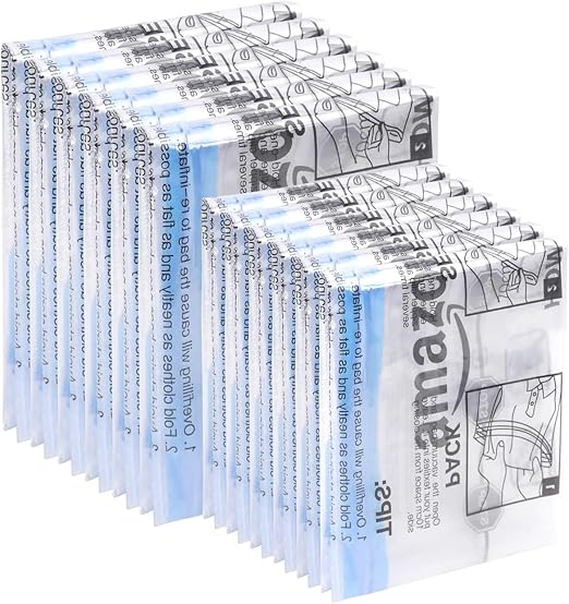 Amazon Basics Bolsas de almacenamiento de ropa, con cremallera, enrollables para viaje, paquete de 12 unidades (6 pequeñas, 6 medianas), Transparente