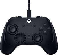 Razer Wolverine V3 Tournament Edition - Mando de deportes con cable para Xbox X|S y PC (botones de acción táctiles Mecha, HyperTriggers Pro, D-Pad de 8 direcciones, cable USB-C de 3m) Negro