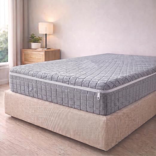 Degrees Home Teide – Funda de Colchón con Cremallera Antiacaros, Lavable y Transpirable – Protector de Colchón Suave, Hipoalergénico y Ajustable (150 cm) – 100% Poliéster, Tejido Elástico