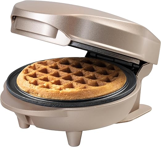 Bestron Mini gaufrier pour gaufres classiques, Petit gaufrier avec revêtement anti-adhésif, pour les anniversaires d'enfants, les fêtes de famille, Pâques ou Noël, Design: rétro, Couleur: Beige Claire