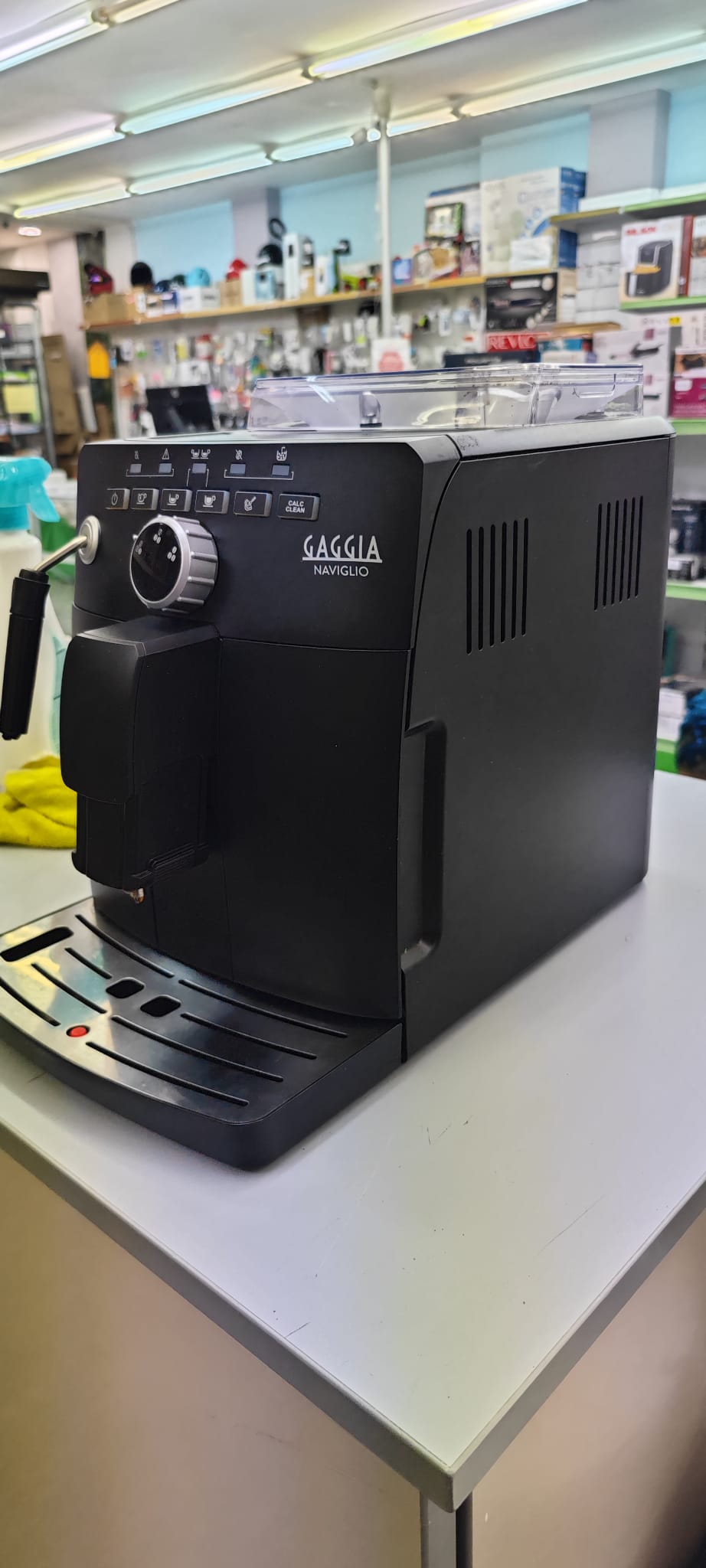 Gaggia Naviglio - Máquina de capuchino y espresso con leche de un solo toque