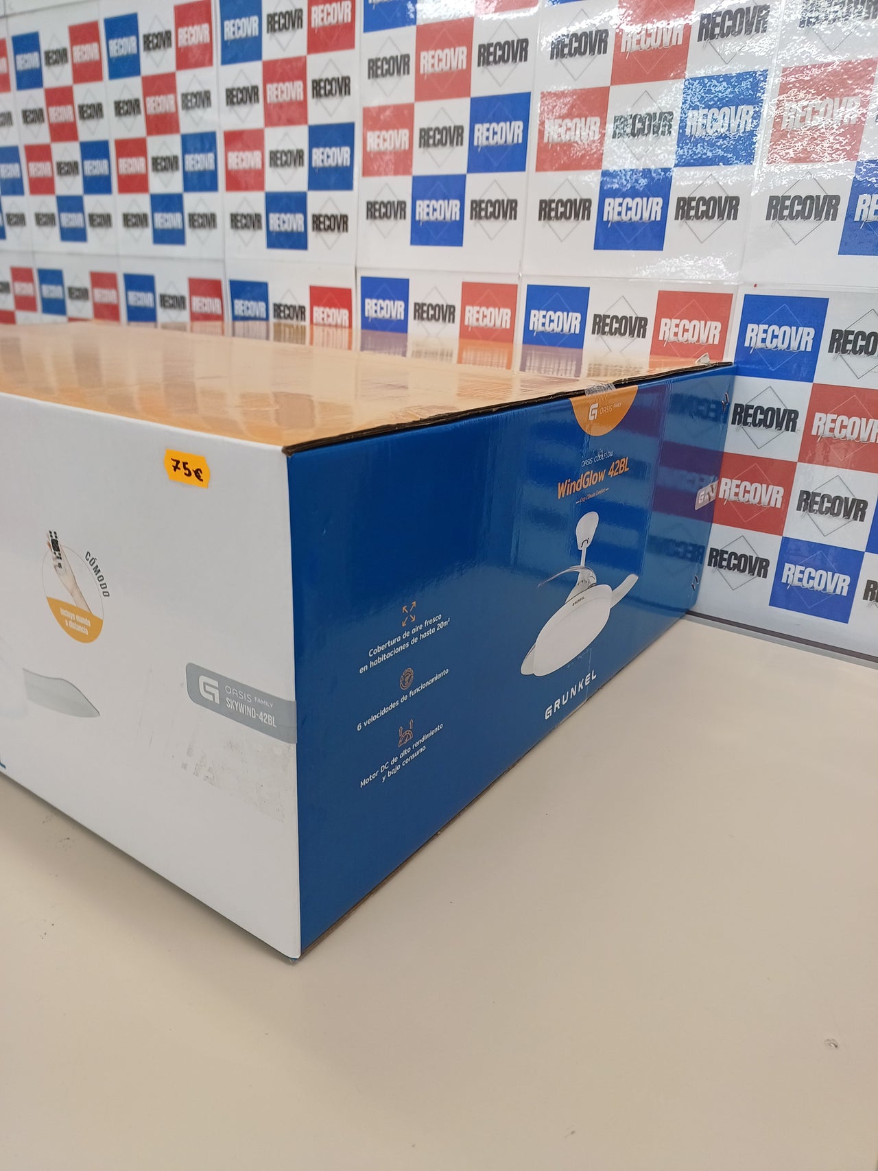 Ventilador de Techo con Iluminación Oasis 42BL
