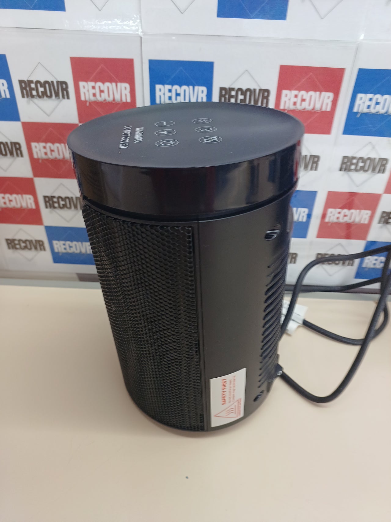 Calefactor PTC 1500 W 4 modos con temporizador y remoto - Genérico