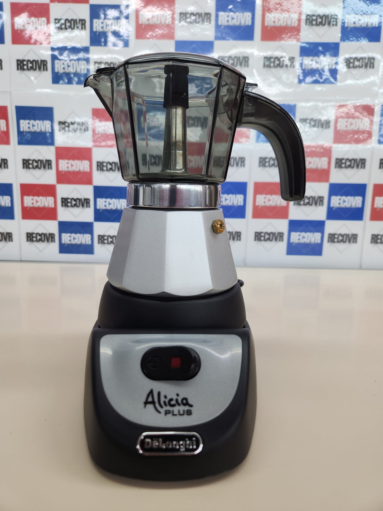 De'Longhi Alicia EMKM 4 - Cafetera independiente, semi-automática, 450 W, 2-4 tazas, metal, 1,4 l, negro/plata/transparente