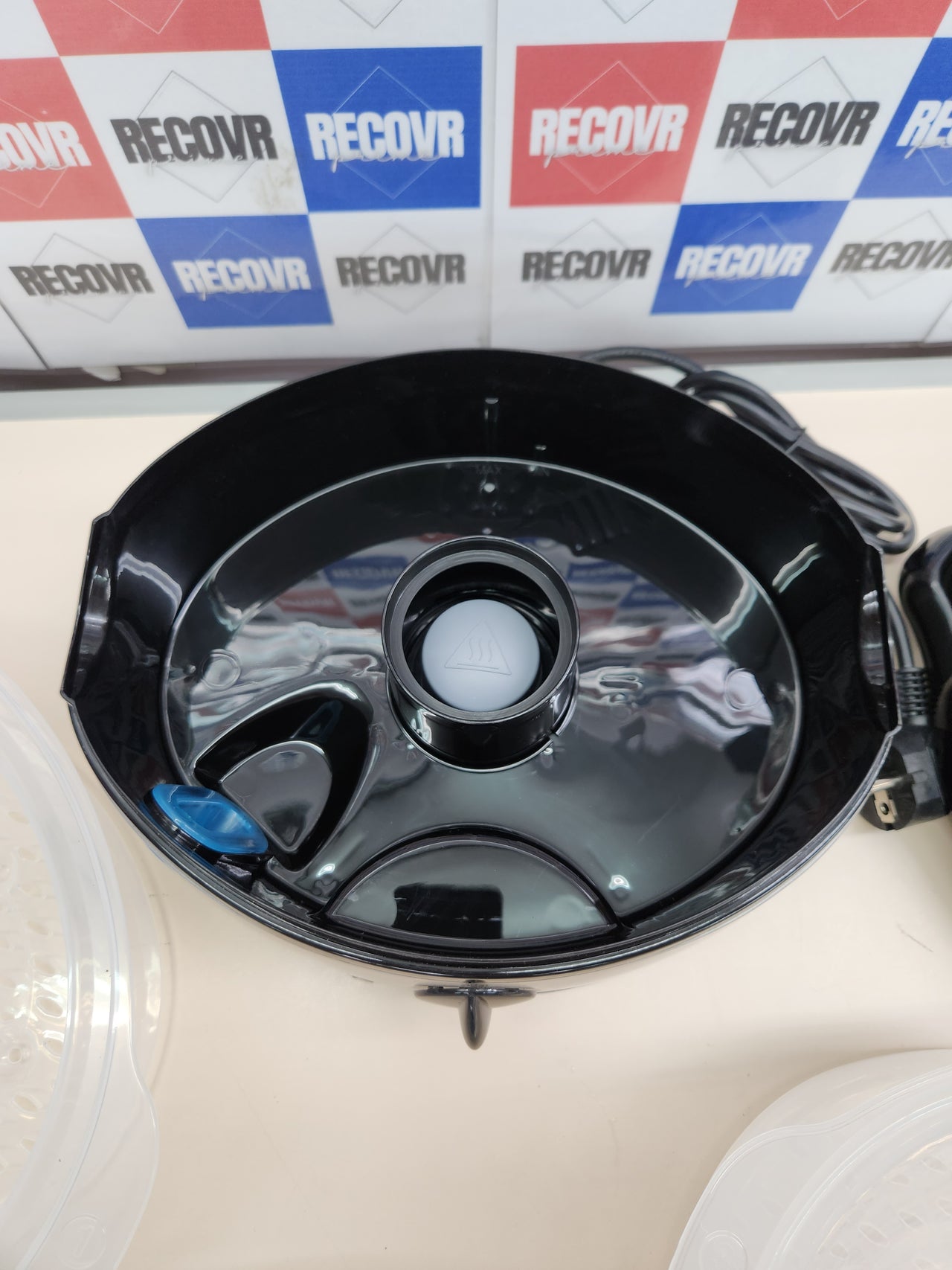 Vaporera 800 W, 60 minutos temporizador, eléctrica Vapovita 3000 Inox, 3 recipientes Independientes, Cuenco para Preparar arroz, Soportes para cocer Huevos, 2 entradas Laterales de Agua, Gris,  Cecotec