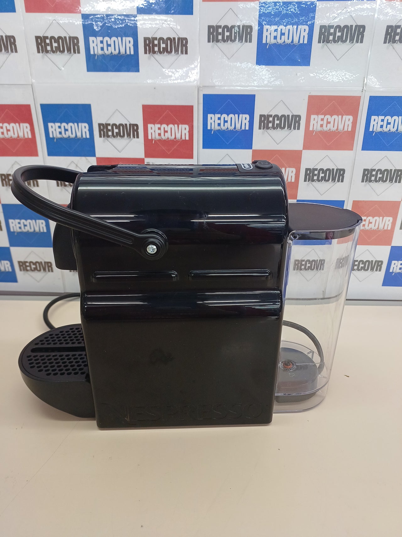 Cafetera cápsulas 19 bar apagado auto Nespresso Inissia De'Longhi