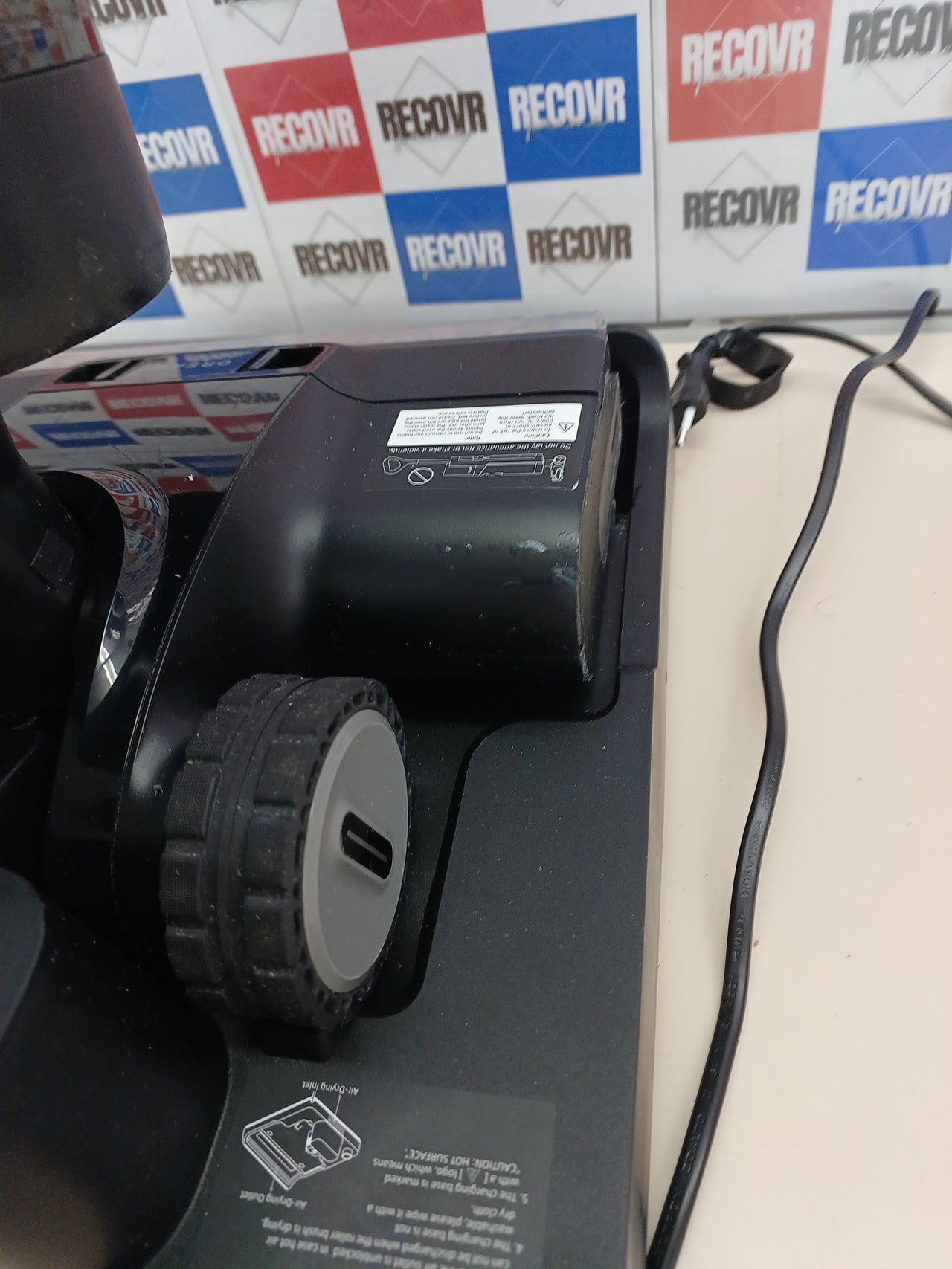 Aspiradora fregona 16 KPa autolimpieza 60 °C Dreame