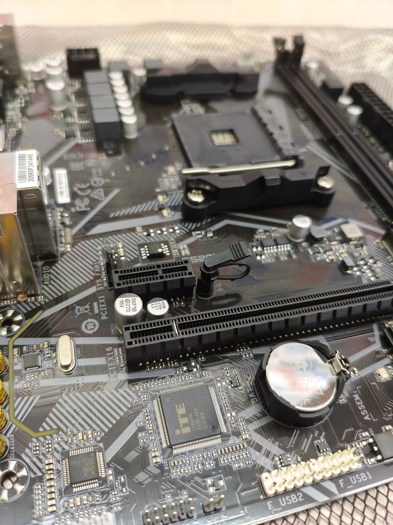 Placa base GIGABYTE A520M K V2 para AMD Ryzen AM4 DDR4