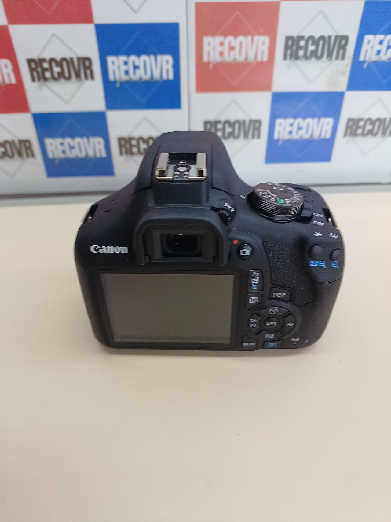 Cámara réflex 24,1 MP con 18-55 mm Full HD - Canon EOS 2000D