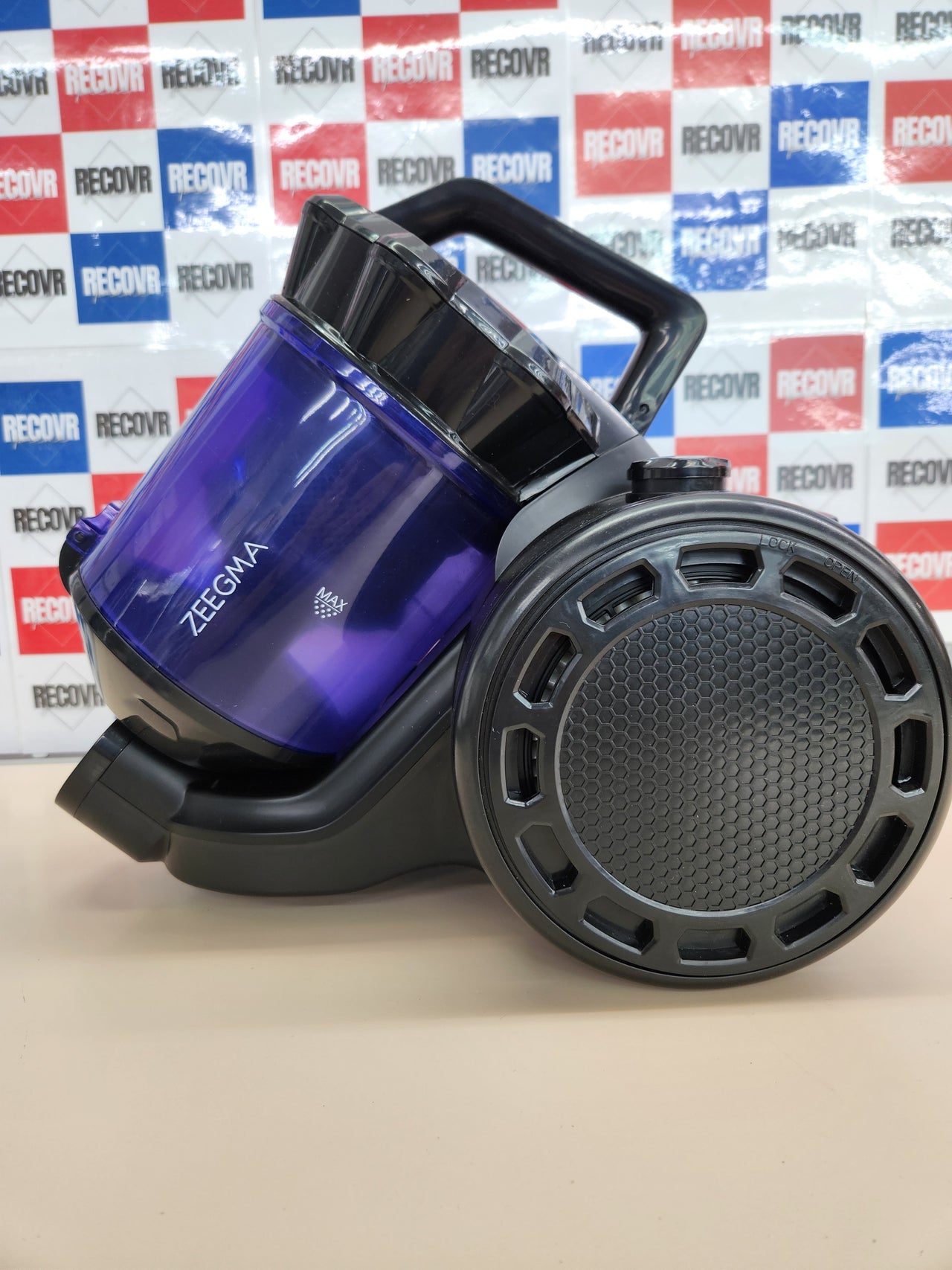 Zeegma Zonder Base Aspirador aspiradorb 900W ciclónico sin Bolsa de Alta Potencia de succión 2 filtros HEPA H13 y Lavables Depósito de Polvo Apto para alérgicos 2,5 litros Negro