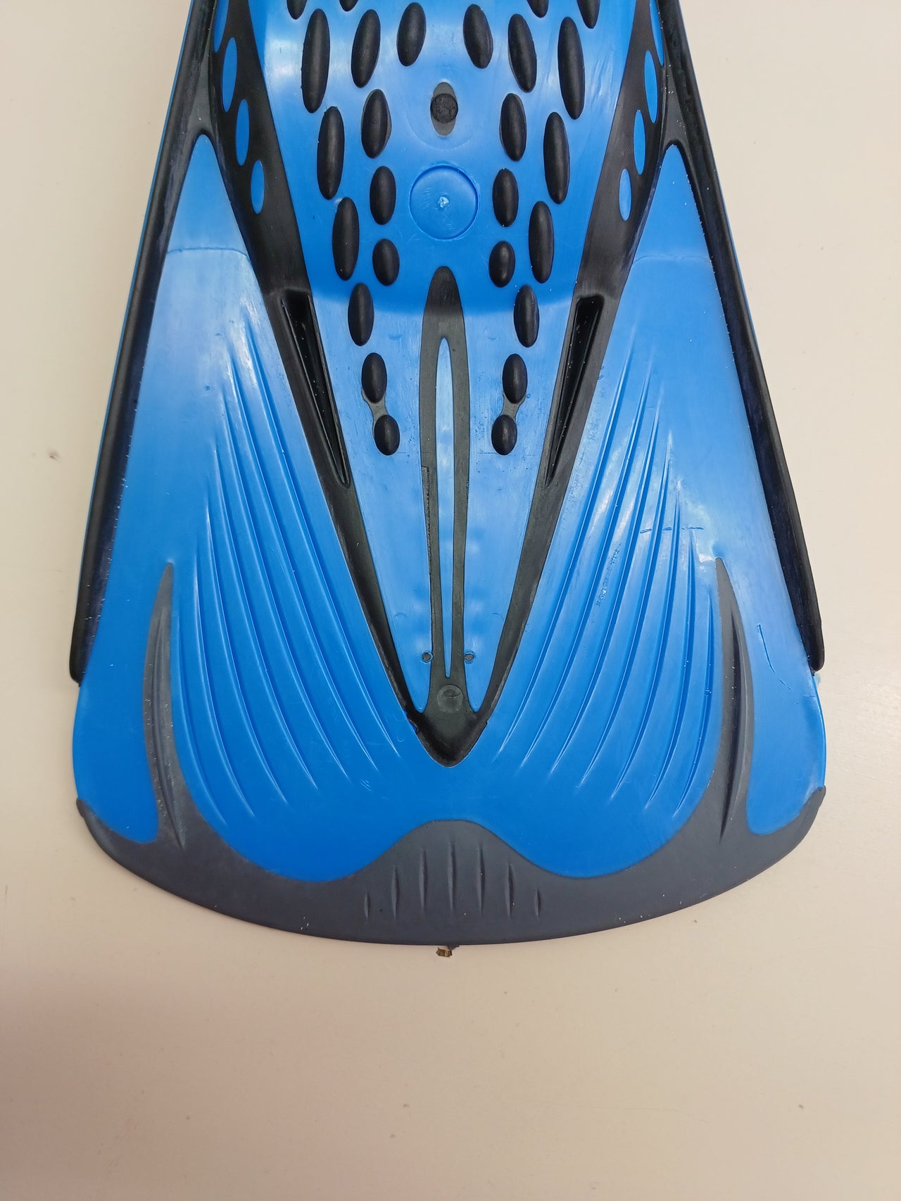 Aletas talla 36-37 cortas natación piscina y mar SEAC.
