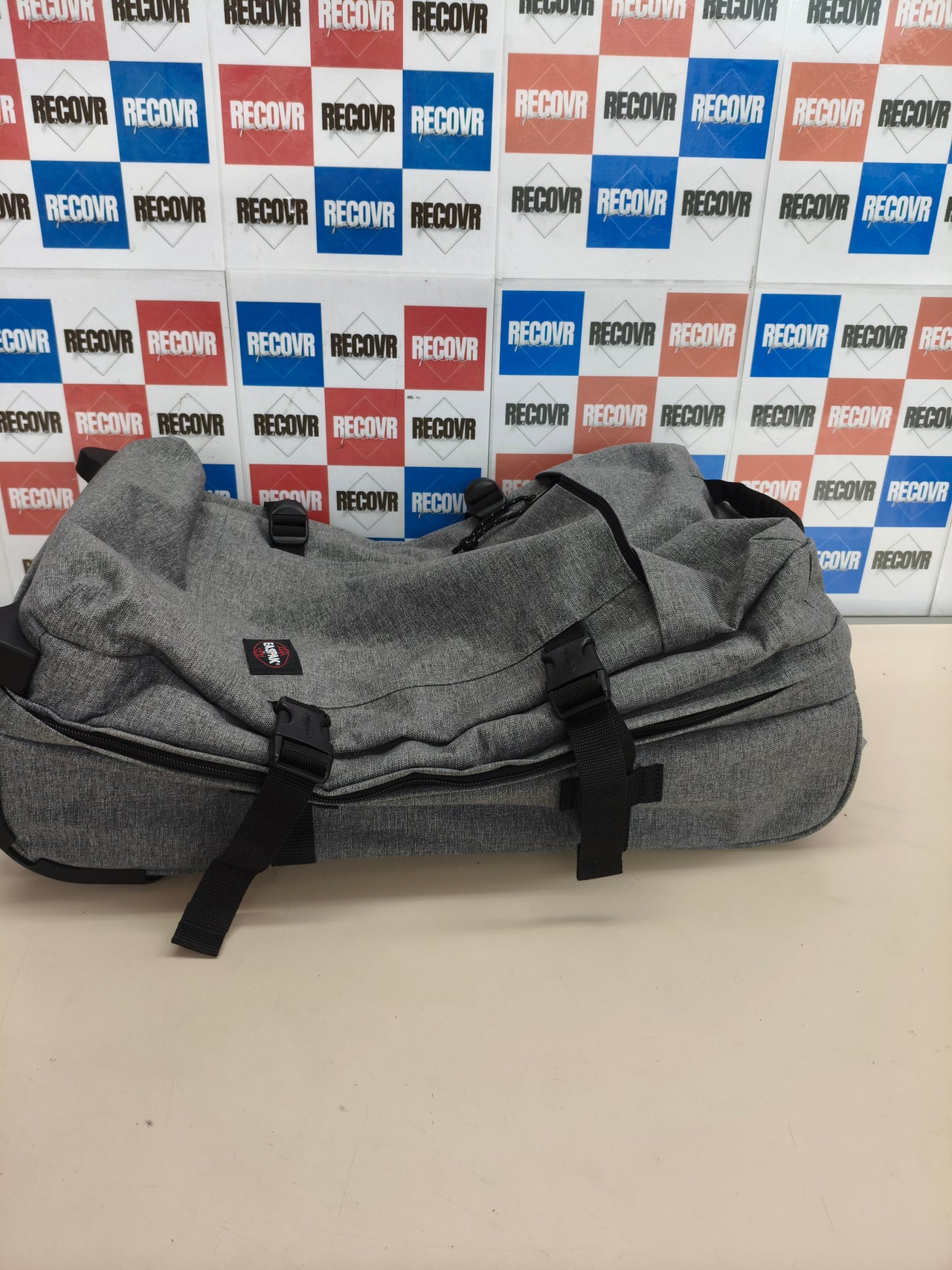 Maleta Eastpak Tranverz S 42 L 45 cm con ruedas