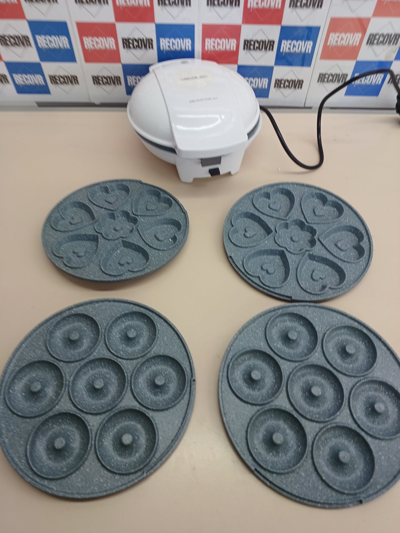 Gofrera 3 en 1 700W placas intercambiables - Cecotec