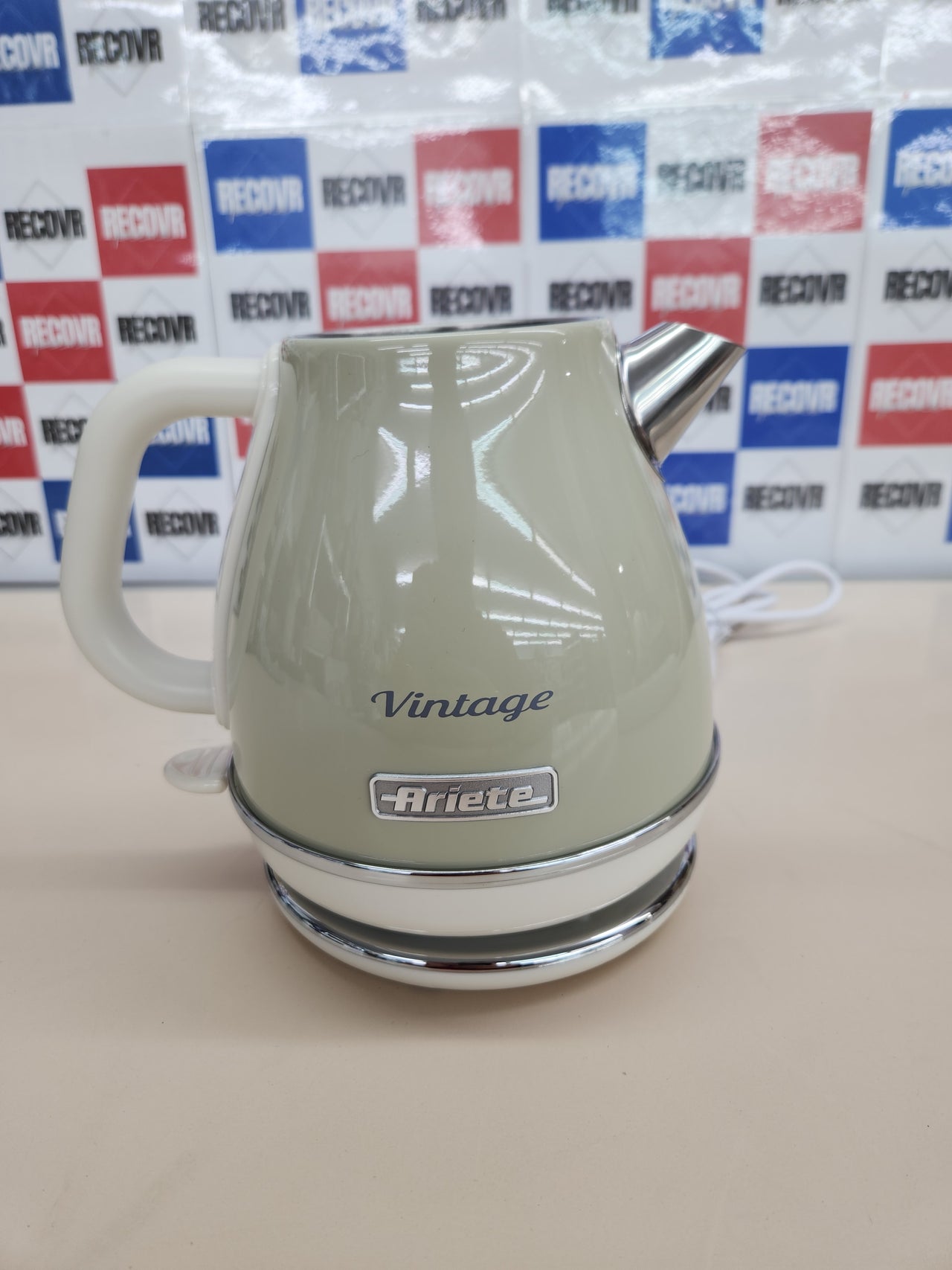 Hervidor Vintage, 1 litro, 2000 W, Beige Ariete 2868 Bollitore