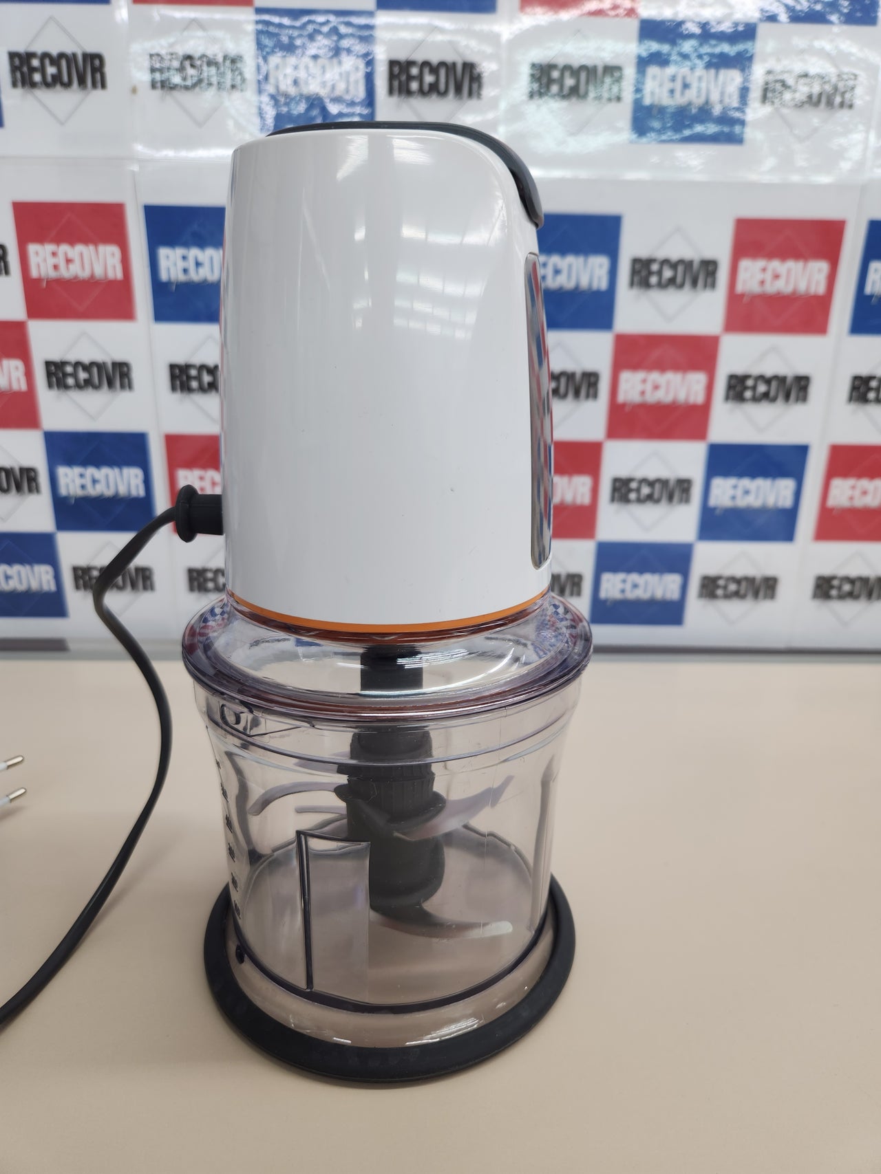 Picadora 500W, 0,5L, 2 Velocidades,con Recipiente  Cuatro Cuchillas, Anillo Antideslizante para Mayor Estabilidad, Apta para Lavavajillas, Blanca CHP61.100WH Kenwood Easy Chop