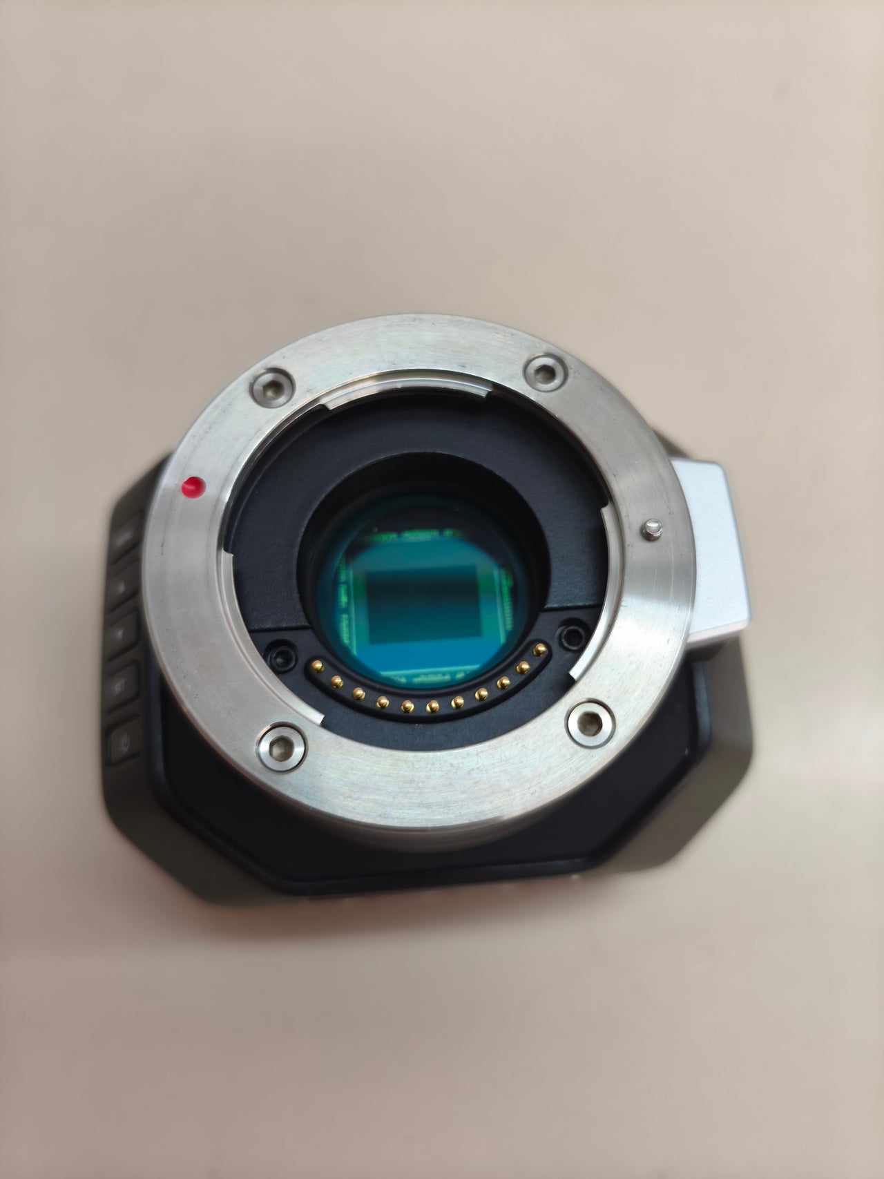 Blackmagic Design Micro Studio Camera 4 K – Videocámara