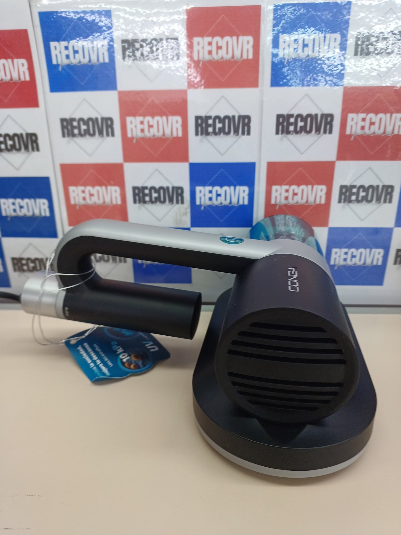 Aspirador Colchones 300W Tapicerías Conga Rockstar 3000 Mattress.  10 kPa, Luz Ultravioleta UV-C, Tecnología con Cepillo Motorizado, Tecnología de Aire Caliente Cecotec