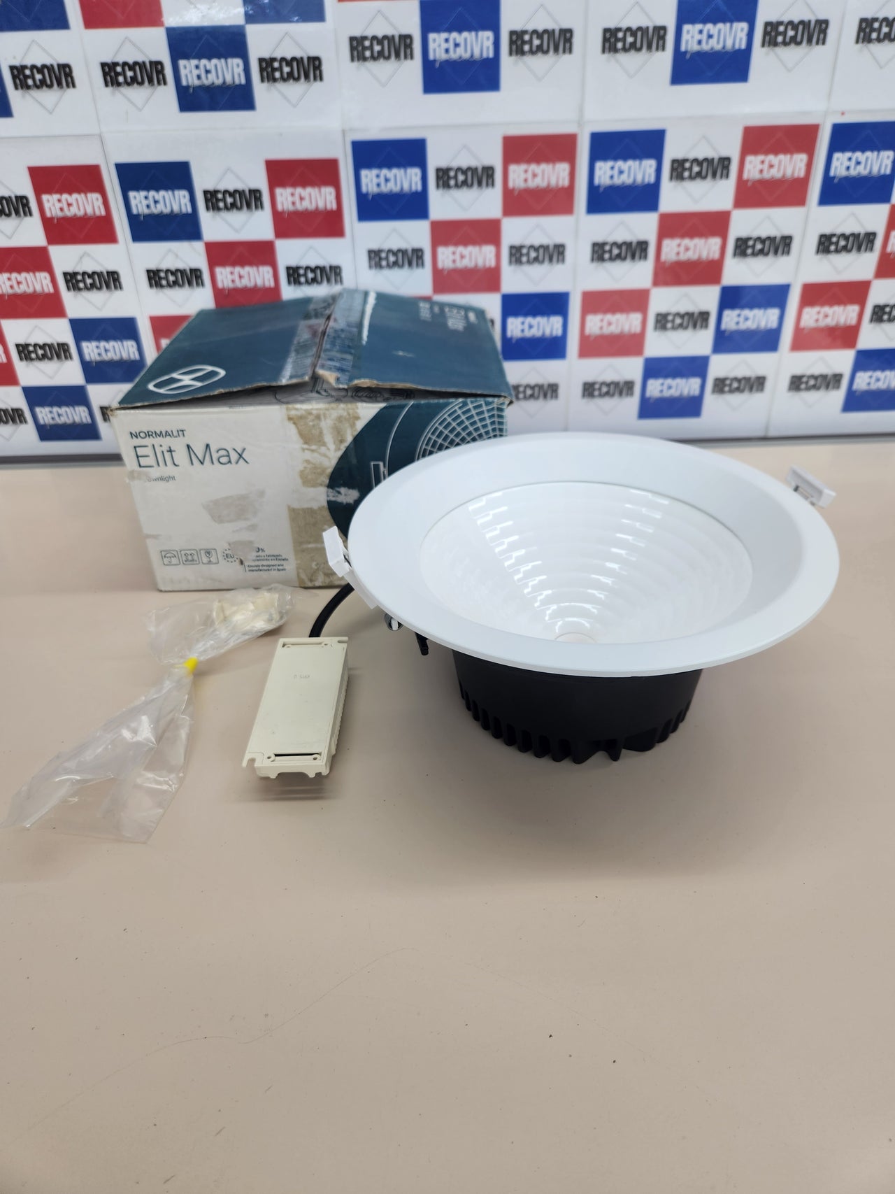 Foco empotrable LED 17,4 W 4000 K Normalit EE34B