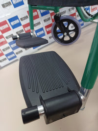 Thumbnail for Mobiclinic®, Silla de ruedas, Autopropulsable, Plegable, Alcazaba, Asiento 46 cm, Sistema subebordillos, Reposabrazos acolchados, Reposapiés abatibles, Antipinchazos
