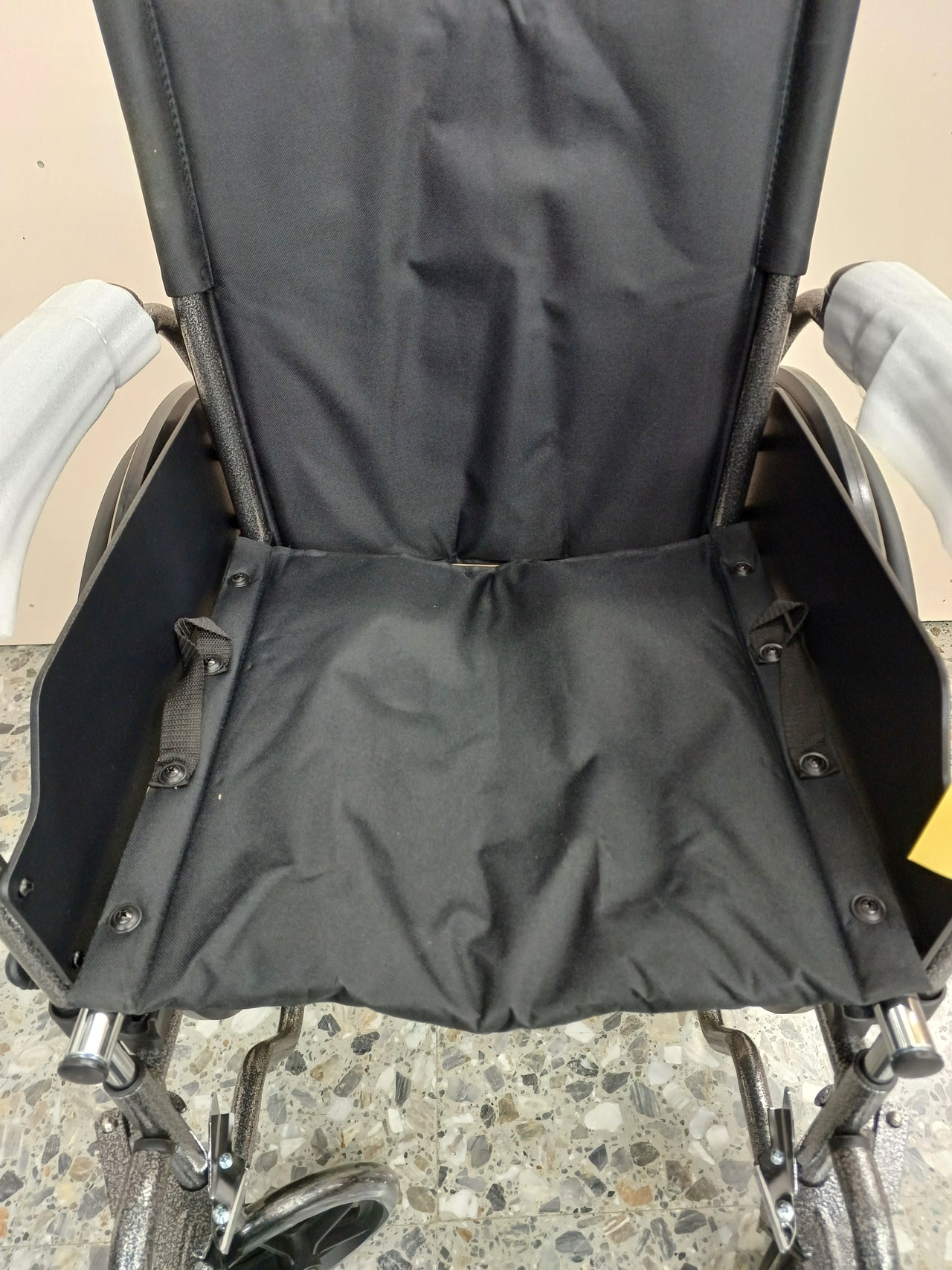 Silla de ruedas plegable 46cm Mobiclinic S220