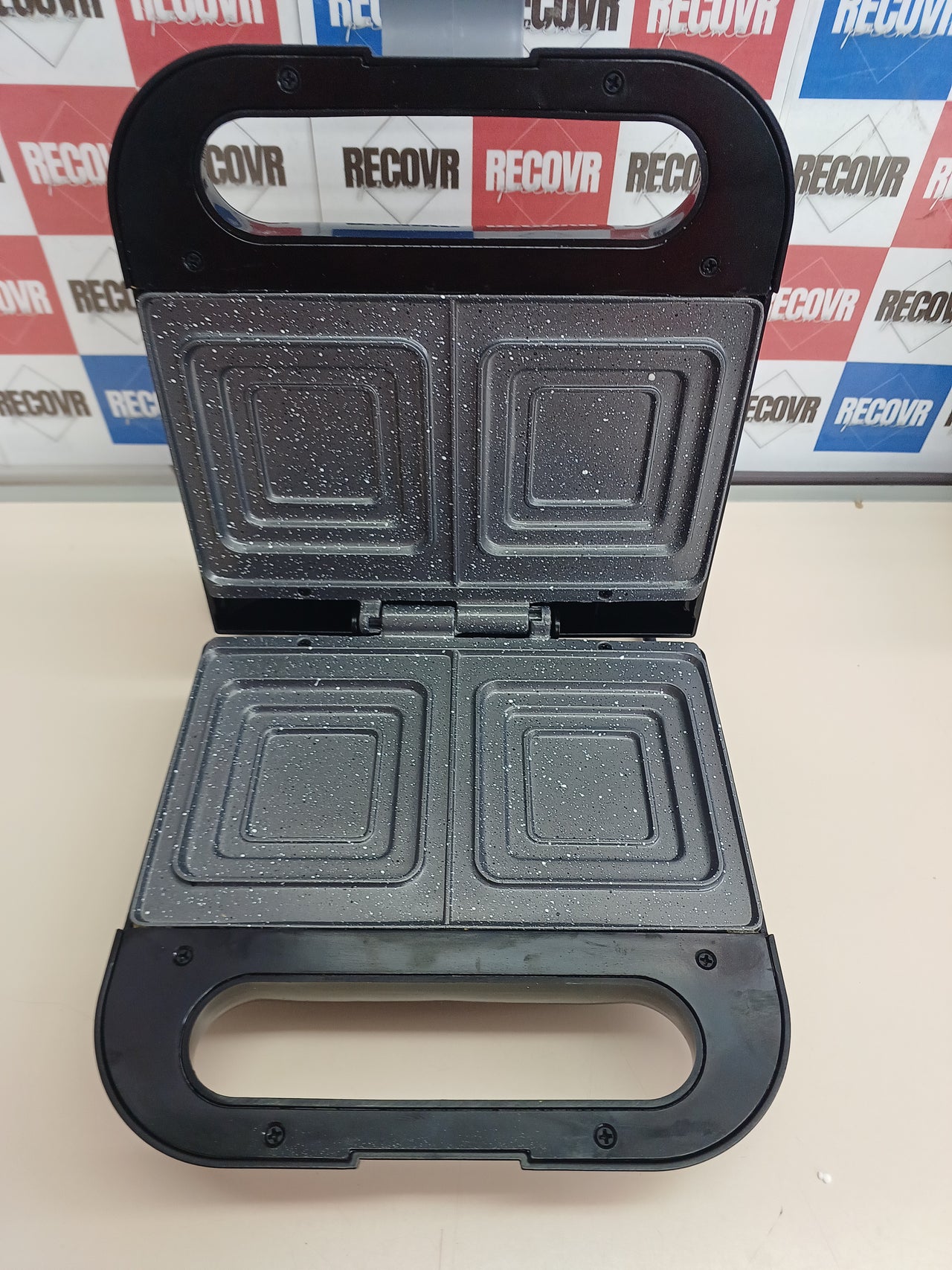 Sandwichera 750 W 2 sándwiches acero inox RockStone - Cecotec