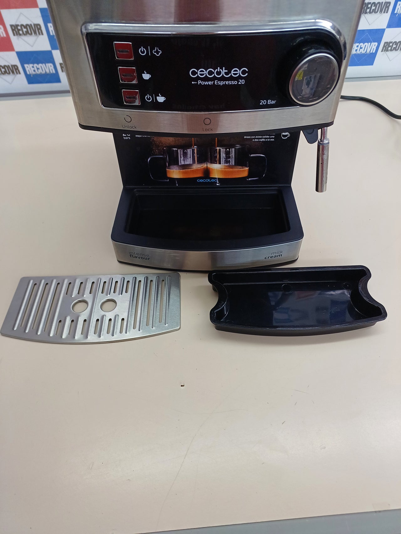 Cafetera Express Cecotec Power Espresso 20