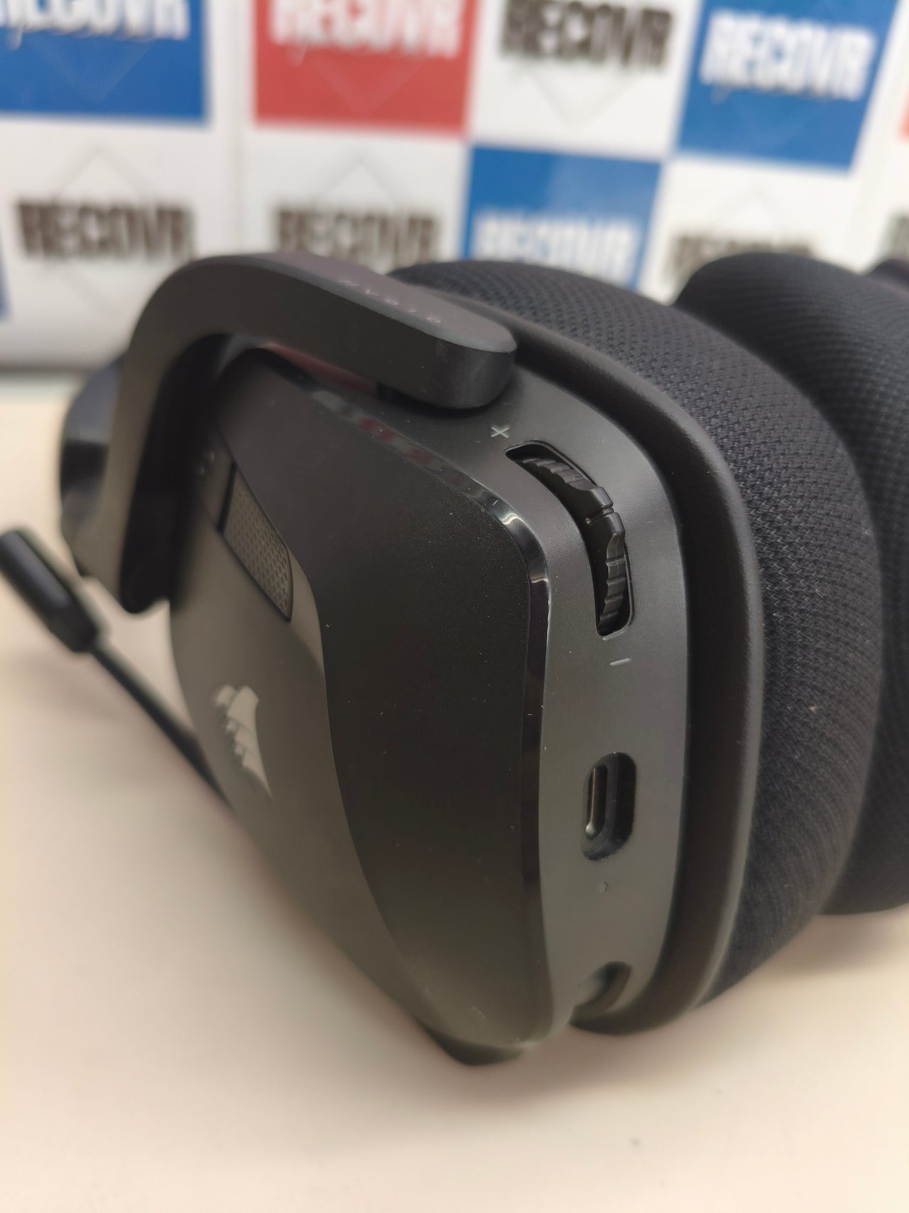 Auriculares gaming inalámbricos Corsair VOID v2