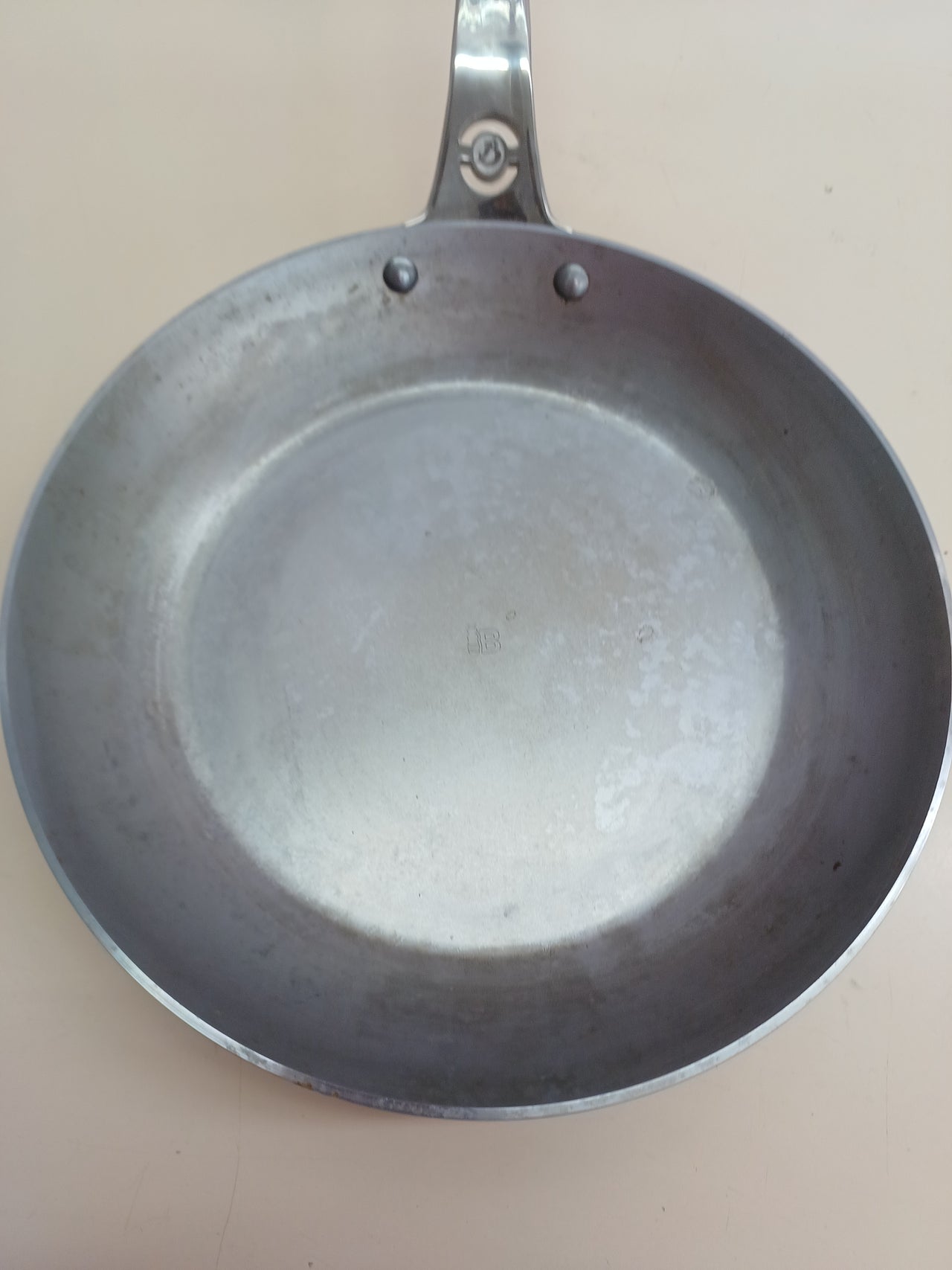 Sartén hierro mineral 28 cm – De Buyer