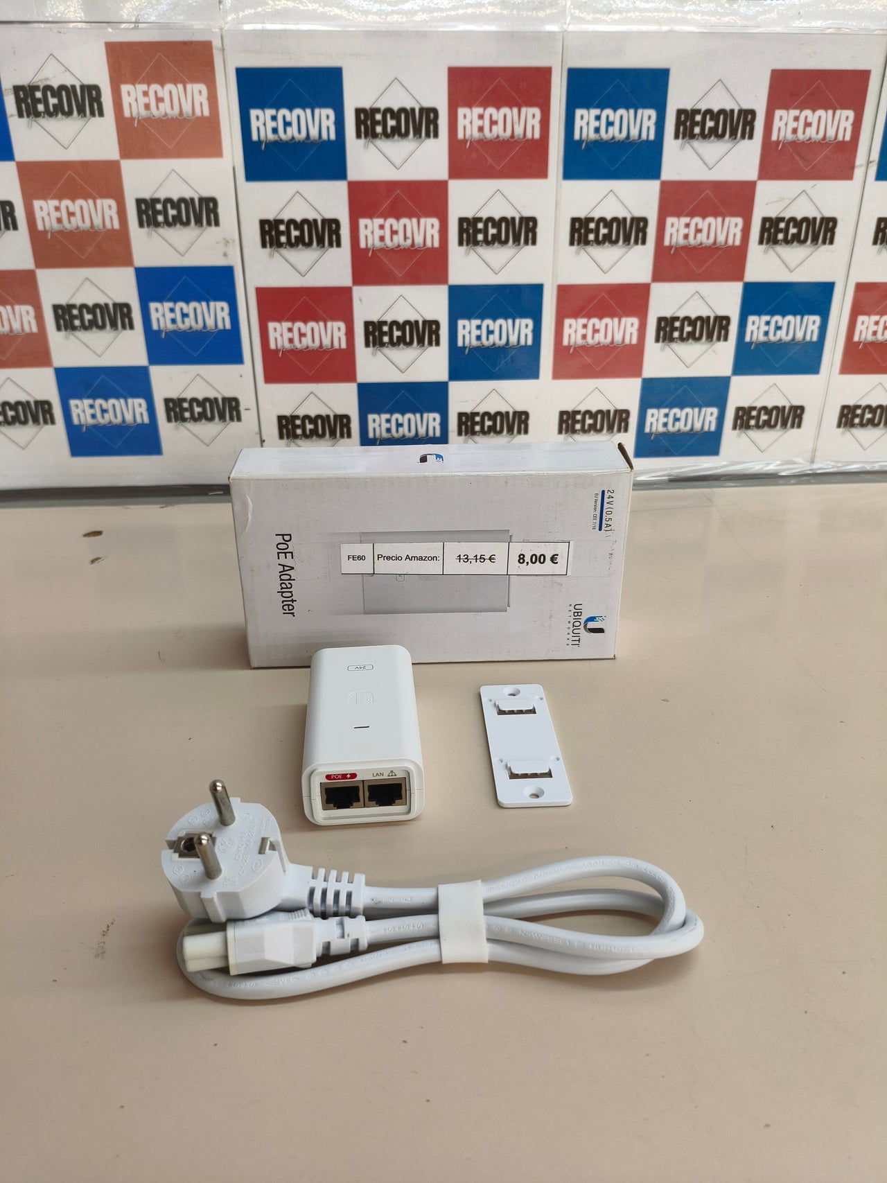 Ubiquiti POE-24-7W-G-WH, inyector PoE 24V 7W Gigabit